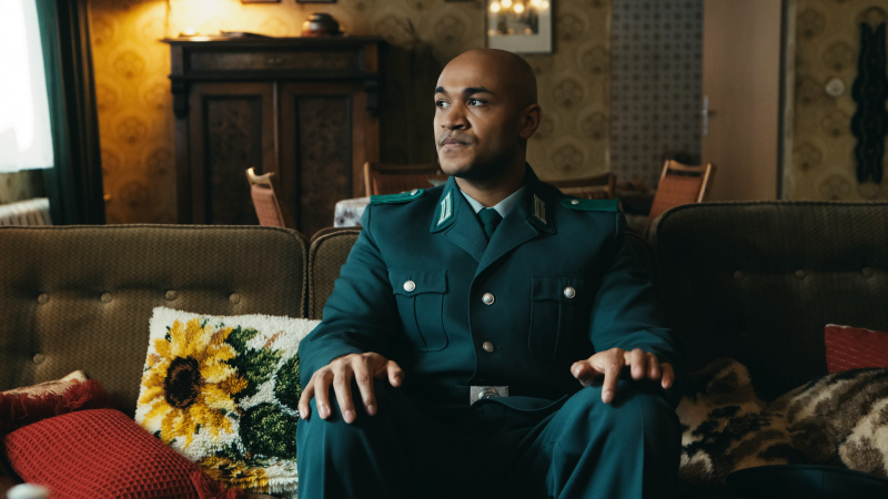   Sam – A Saxon na Disney Plus igra Malick Bauer