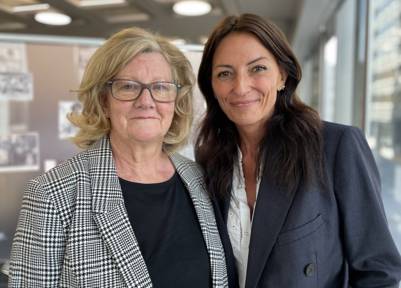   Televízia dnes večer Rosemary Rawlins s Davinou.