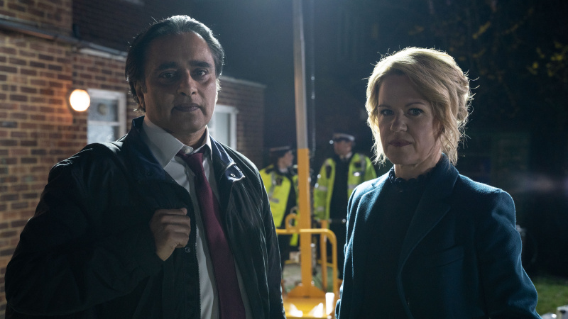   DI Sunny Khan (Sanjeev Bhaskar) и DCI Jessica James (Sinead Keenan) в Unforgotten сезон 5