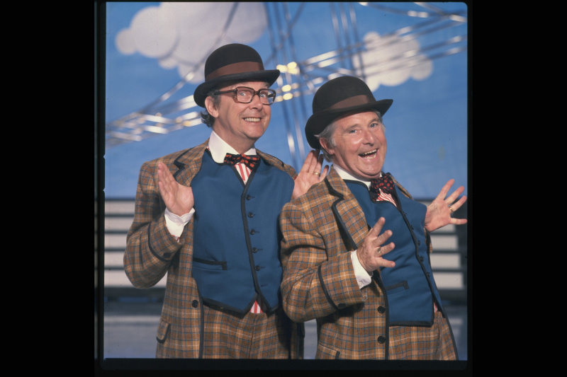   TV Tonight Eric と Ernie が私たちに太陽の光をもたらします。
