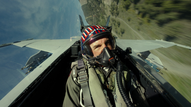   Tom Cruise u kokpitu u Top Gunu: Maverick