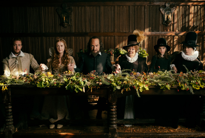   Bu akşam TV'de Kenneth Branagh ve Judi Dench başrolde.
