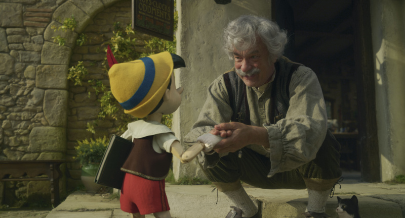   Tom Hanks er perfekt rollebesatt som Geppetto.