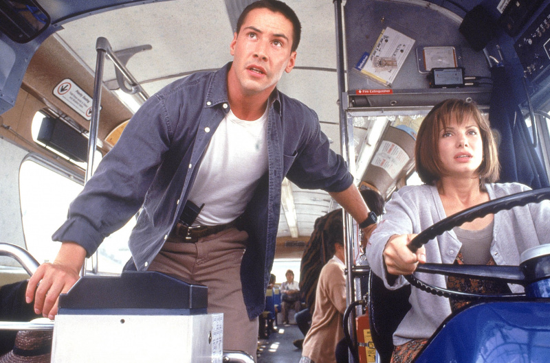   Keanu Reeves และ Sandra Bullock แสดงใน Speed