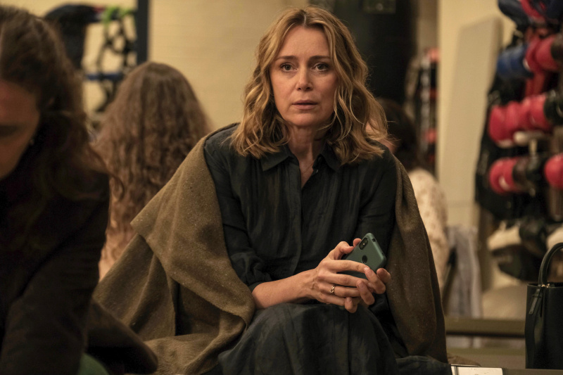   Televiziunea în seara asta, Keeley Hawes joacă rolul doctorului Zellaby