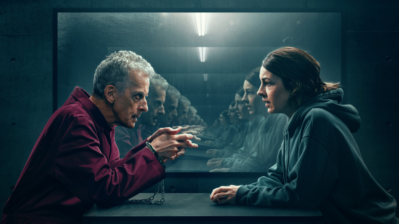   Peter Capaldi și Jessica Raine stau unul față de celălalt pentru The Devil's Hour