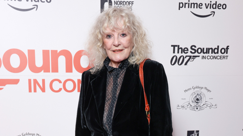   Petula Clark เข้าร่วมคอนเสิร์ต Sound of 007 ในวันที่ 4 ตุลาคม 2022