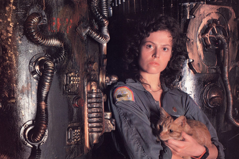   Sigourney Weaver ในเอเลี่ยน