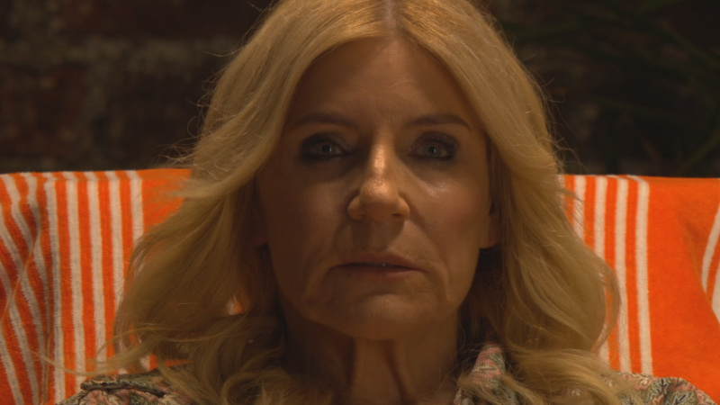   EastEnders'ta Cindy Beale rolünde Michelle Collins