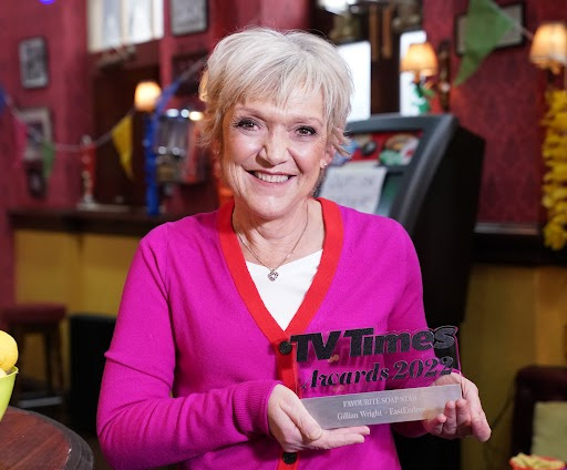  Gillian Wright Vicis, hoides oma TV Timesi auhinda