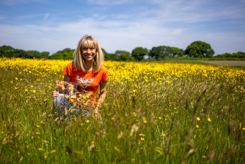   Michaela Strachan sniedz zemāko informāciju par Springwatch 2024.