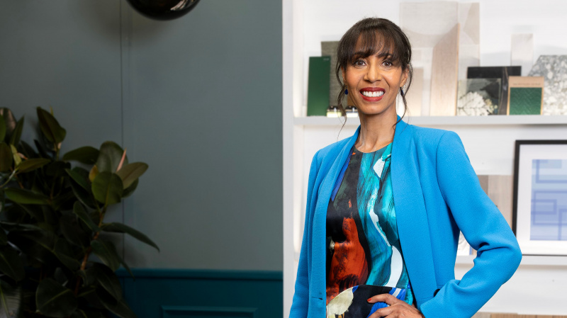   Yargıç Michelle Ogundehin.