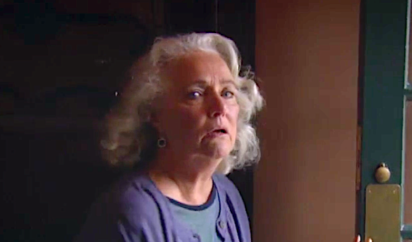   Mary rent de Woolpack uit