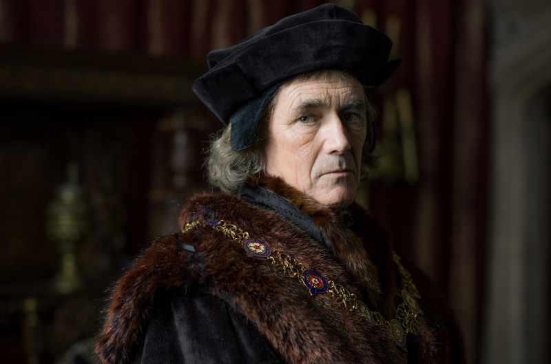 ผู้ชม Wolf Hall อุทานว่า 'ได้โปรดอย่าแสดงสิ่งนั้นอีก!' นาทีเข้าสู่ฤดูกาลใหม่เพื่อตอบโต้ฉากโหดร้าย