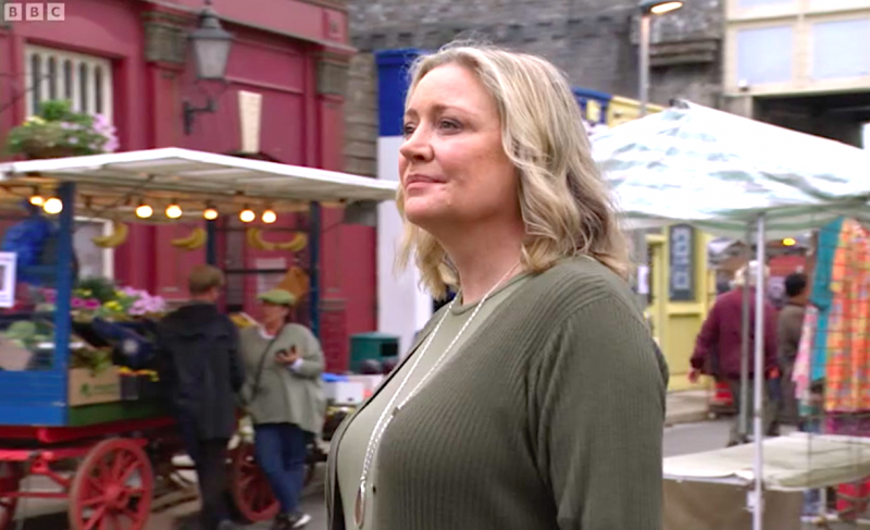  Jane Beale in Walford om Bobby op te halen