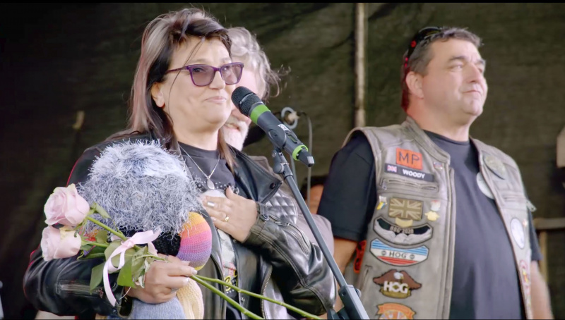  Dave's wife Lilli on stage thanking the fans with her husband's close friends Si King and Jason Wood by her side.