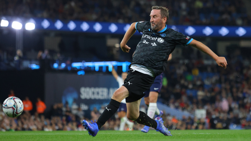   サッカーエイド2021中のリー・マック。