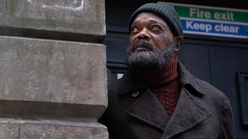   Samuel L. Jackson Nick Furynä väijyvänä kulmassa Secret Invasionissa