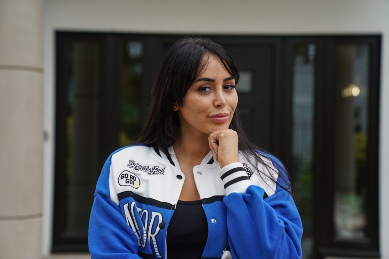   Marnie Simpson în Ajutor celebrităților! Casa mea este bântuită