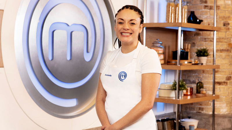 Rochenda Sandall ผู้เข้าแข่งขัน MasterChef ผู้มีชื่อเสียงประจำปี 2024