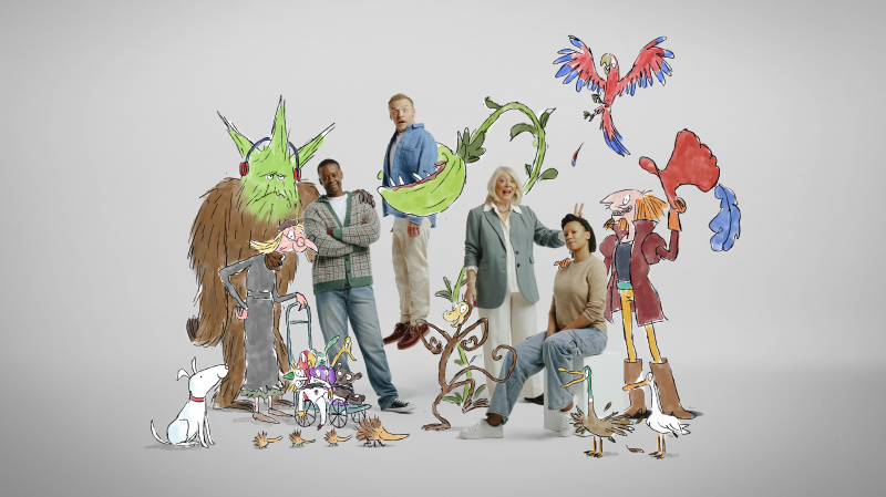   Ο Adrian Lester, ο Simon Pegg, η Alison Steadman και η Nina Sosanya πλαισιώνονται από εικονογραφήσεις του Quentin Blake.