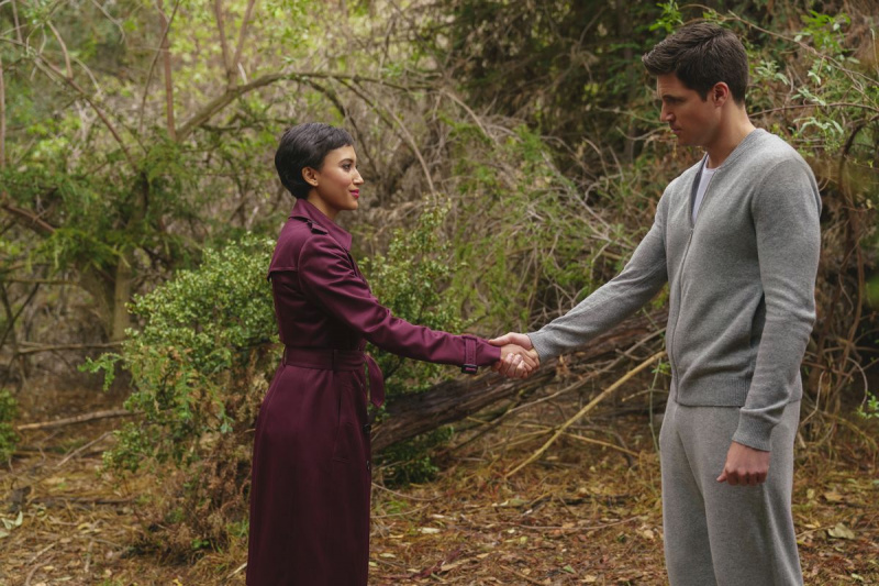 Andy Allo Robbie Amell Télécharger Amazon Nora Nathan