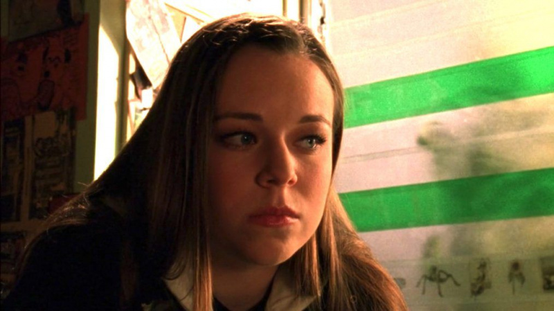 Kur bija Tīnas Majorīno Mac '' Veronica Mars '' 4. sezonā?