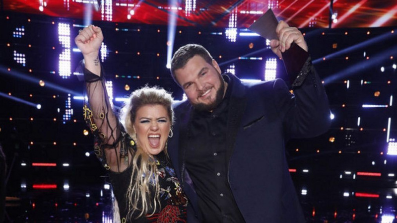 'The Voice's Jake Hoot on His Season 17 Win & Working With Kelly Clarkson