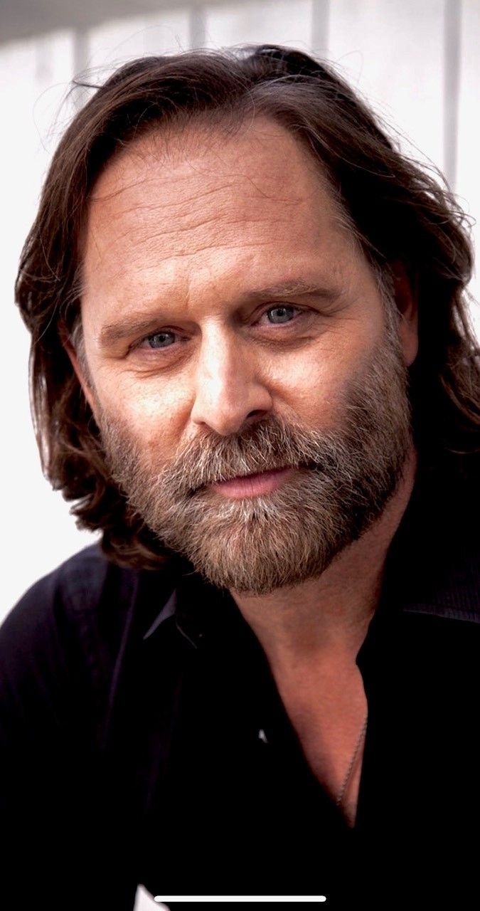 Jeffrey Nordling - Walker - Colpo alla testa