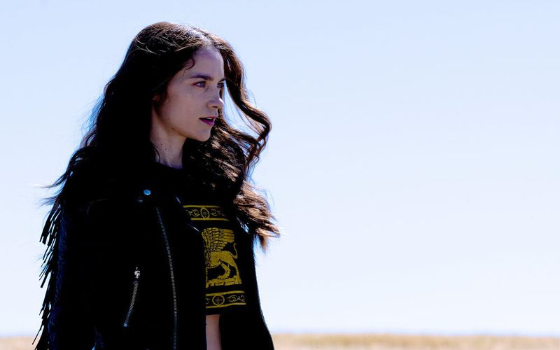 Η Melanie Scrofano στο Wynonna Earp