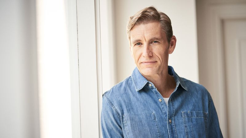 Brett Tucker als Jake Fallmont in Lüg bei mir