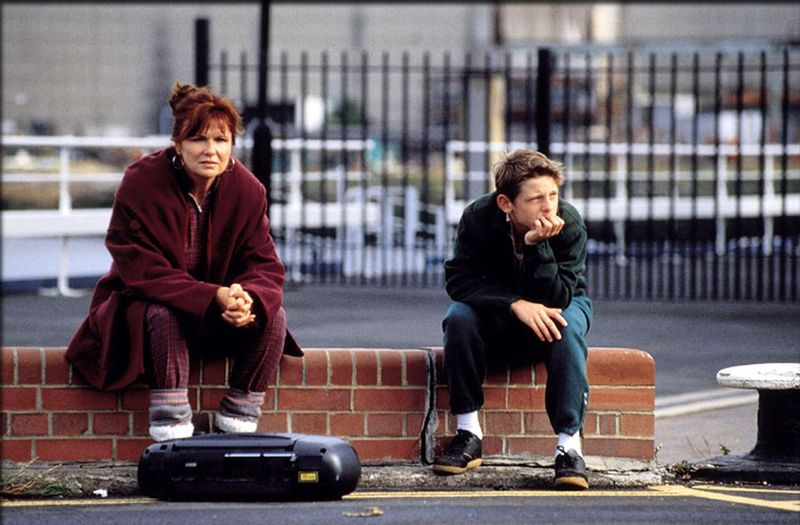 Julie Walters in Jamie Bell v Billy Elliotu.