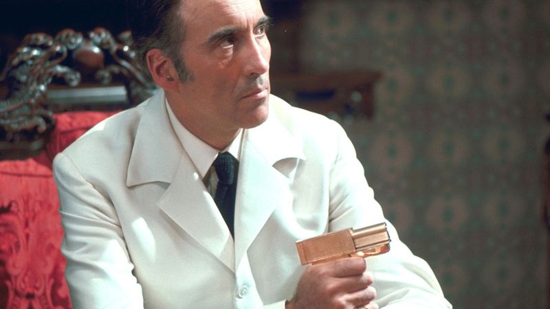 Ο Christopher Lee στο The Man with the Golden Gun