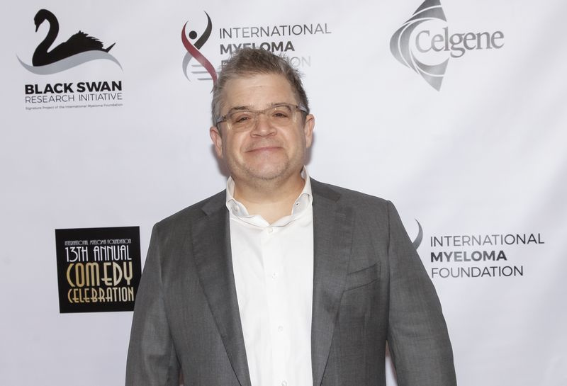 Naratorul Penguin Town Patton Oswalt.