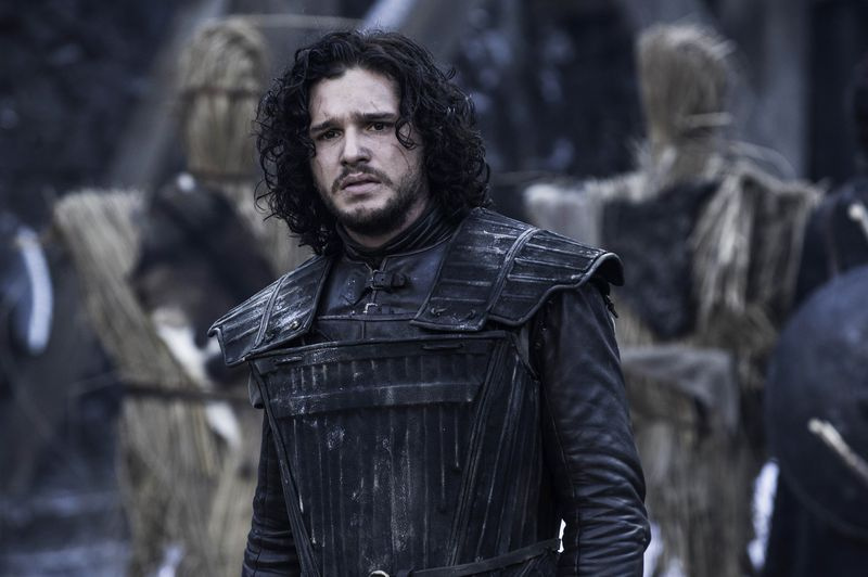 Πρωταγωνιστεί ο Kit Harrington.