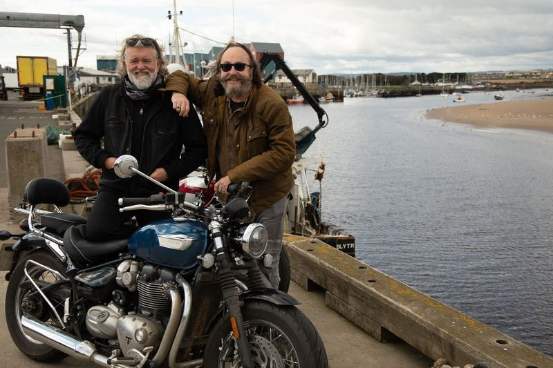 TV Tonight Ο θαλασσινός αέρας του Northumberland δίνει όρεξη στον Si και στον Dave.