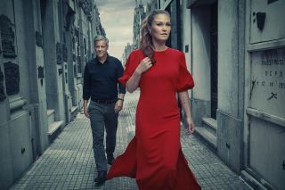 Riviera sesong tre Julia Stiles og Rupert Graves