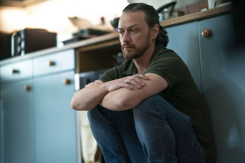 James McAvoy dans Ensemble