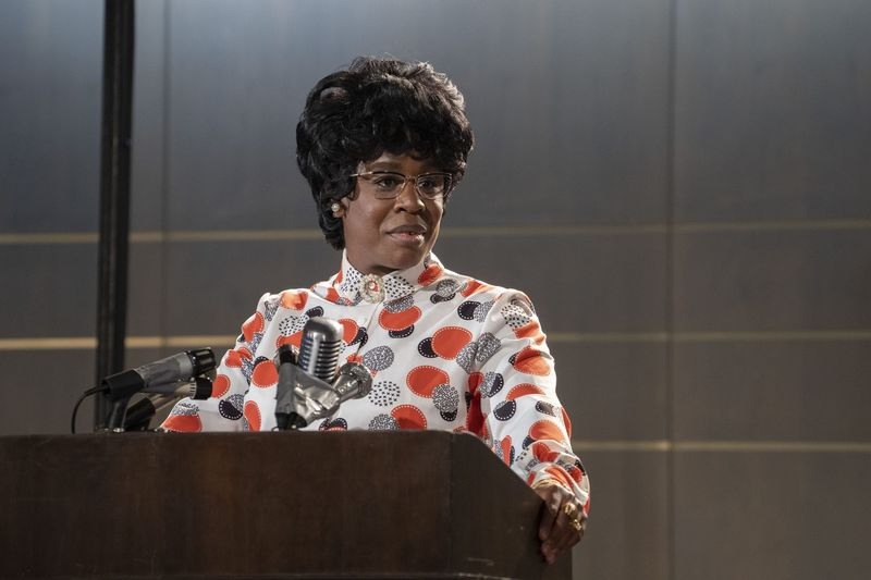 Uzo Aduba presidendikandidaat Shirley Chisholm astub kõnetooli stseenis proua Ameerikast