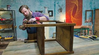 BBC2の「保存して作り直した」—開始日、ホスト、予告編、およびあなたが知る必要があるすべて