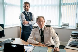 Ο Steve Arnott και ο Ted Hastings θα πρέπει να εμφανιστούν στην 7η σεζόν του Line of Duty