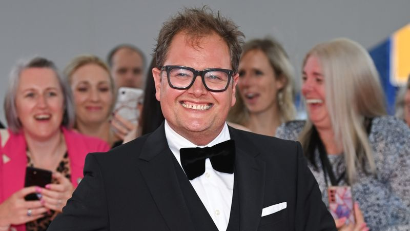 Alan Carr iubește un spectacol de jocuri!