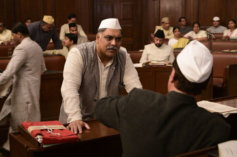 Ο πρωταγωνιστής του A Suitable Boy Ram Kapoor ως Mahesh Kapoor