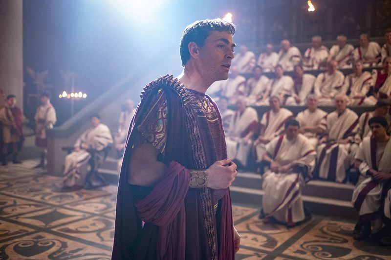 Matthew McNulty Gauisina (myöhemmin Augustus) in