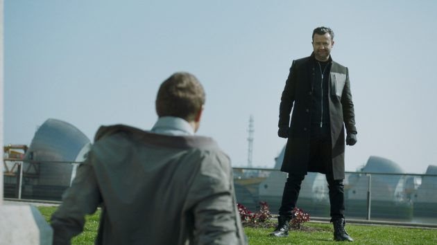 404 kodas Danny Mays kaip DI John Major Stephen Graham kaip DI Roy Carver