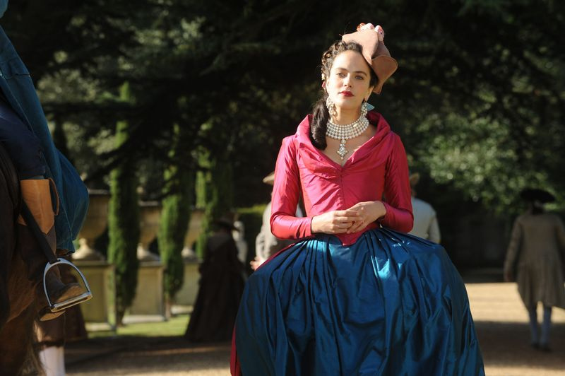 Jessica Brown Findlay Harlots BBC2:ssa