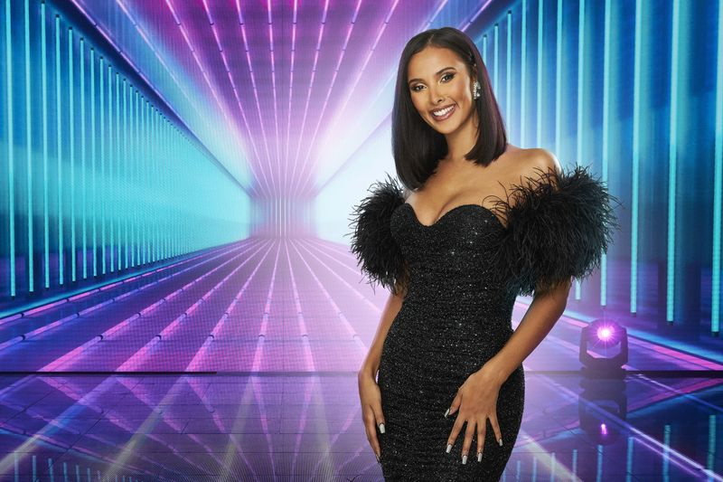TV în seara asta, Maya Jama este gazde.