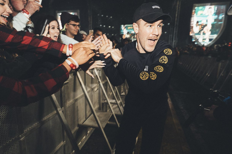 James Van Der Beek torna in televisione in Viceland's 'What Would Diplo Do?'