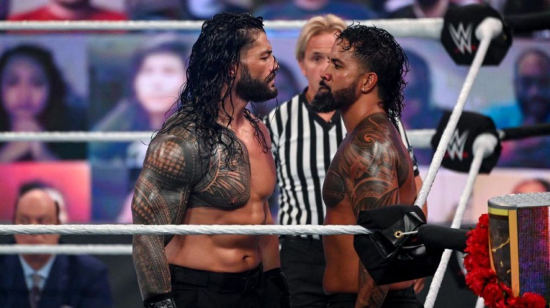 Las 5 mejores disputas e historias familiares de WWE para calentar tus corazones navideños