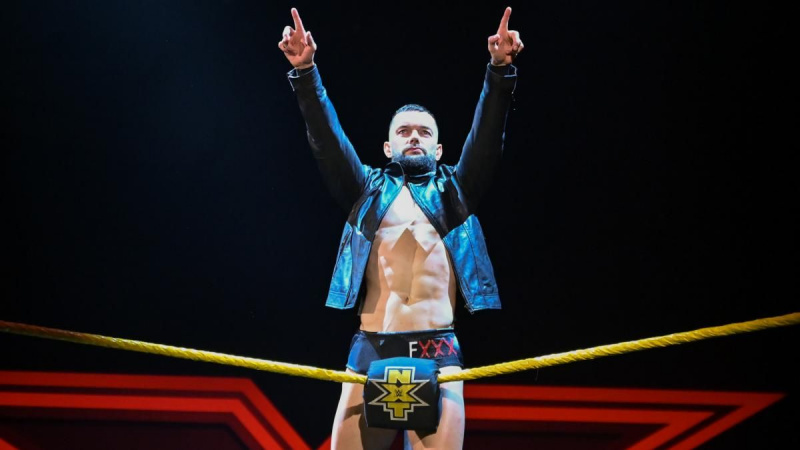 Finn Bálor Вход